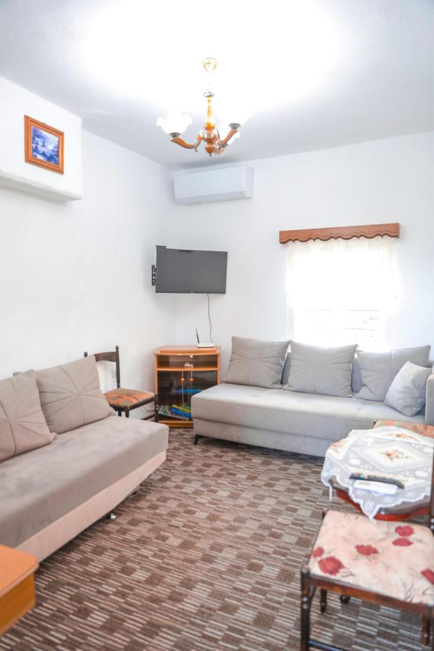 Apartament Gogu *